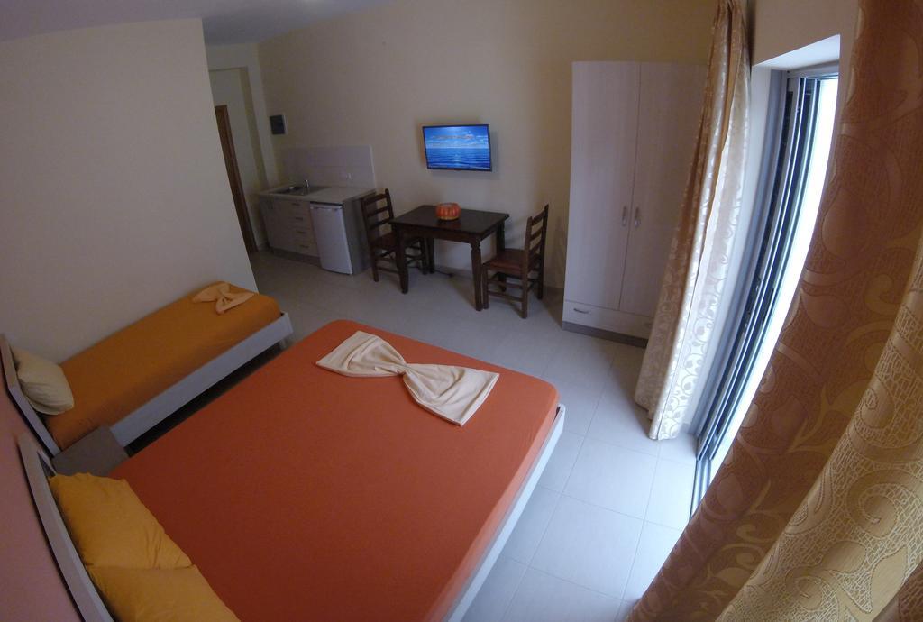 Riviera Rooms Хімара Екстер'єр фото